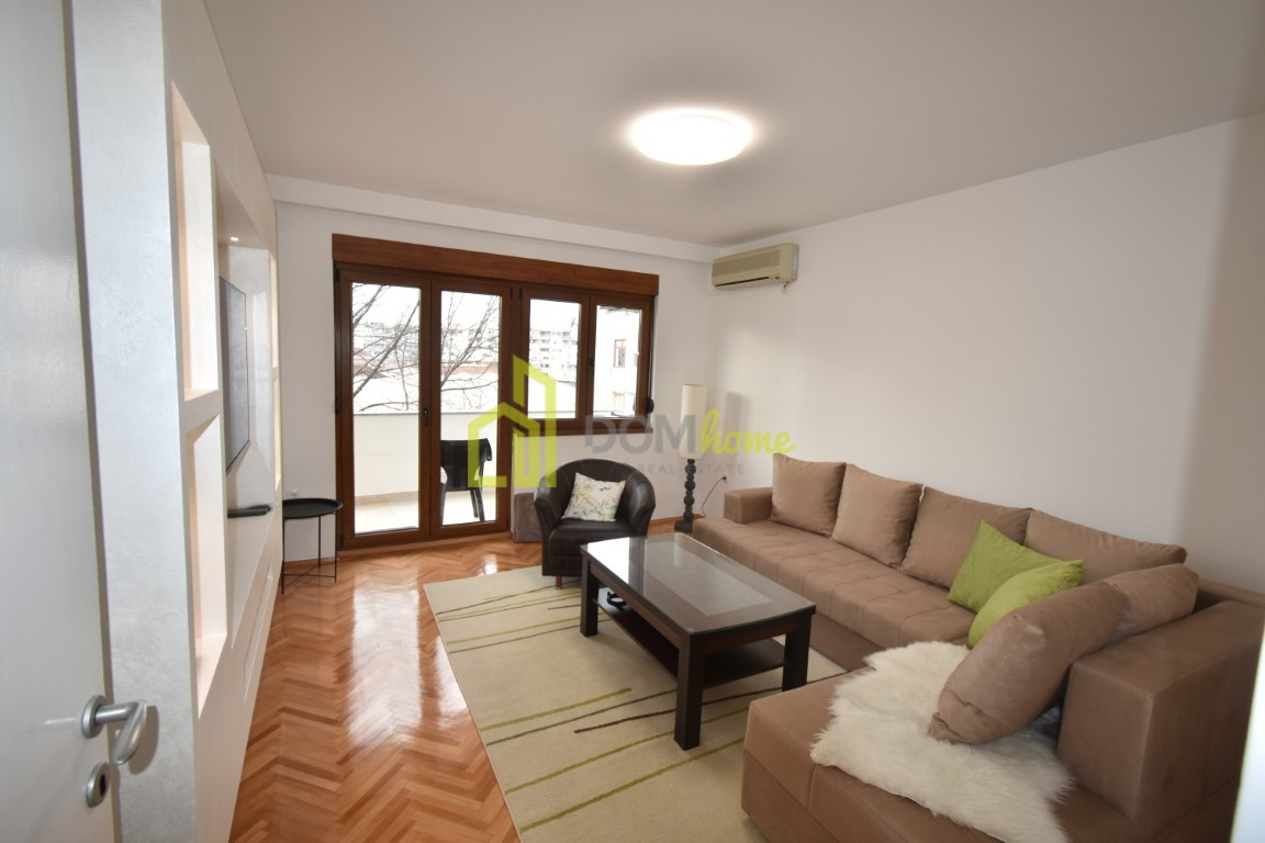 Dvosoban stan 90m2, Preko Morače